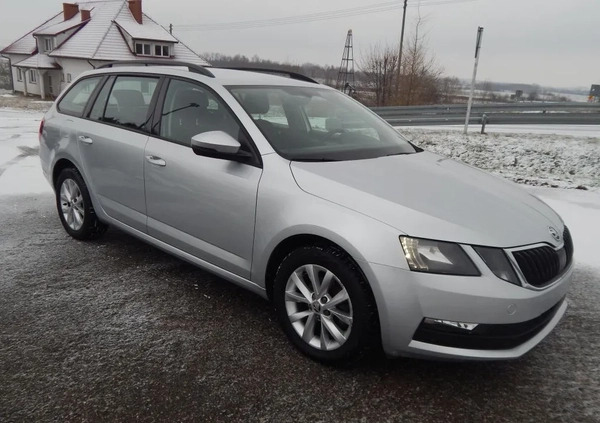 Skoda Octavia cena 45900 przebieg: 153000, rok produkcji 2017 z Ślesin małe 191